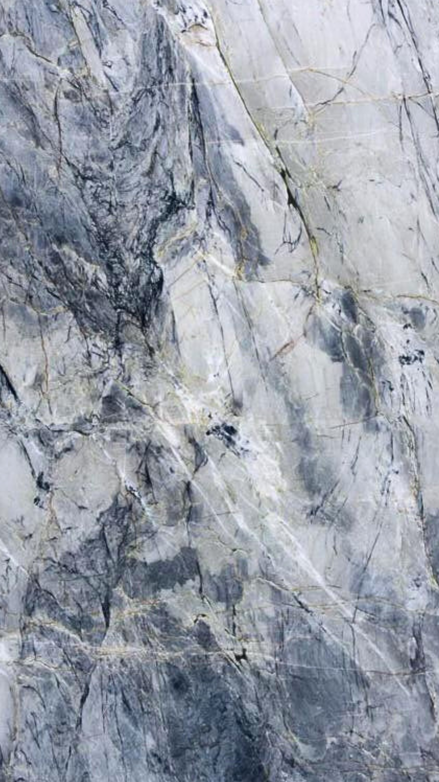 IJEN BLUE QUARTZITE